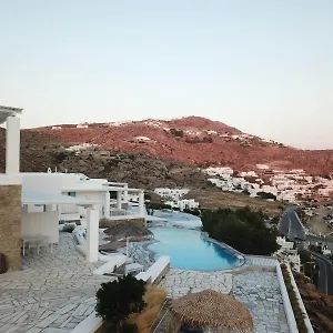 Adikri & Aparthotel Tourlos